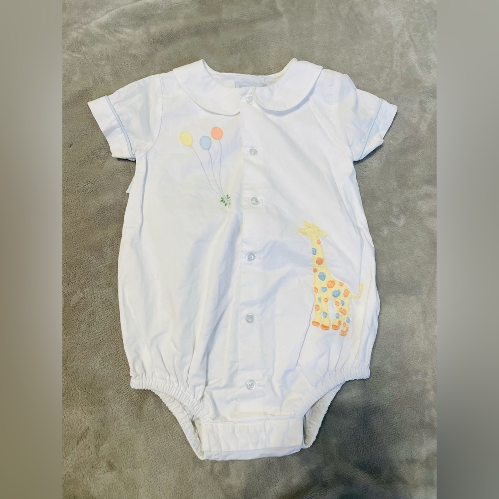 Little English White Giraffe One Piece